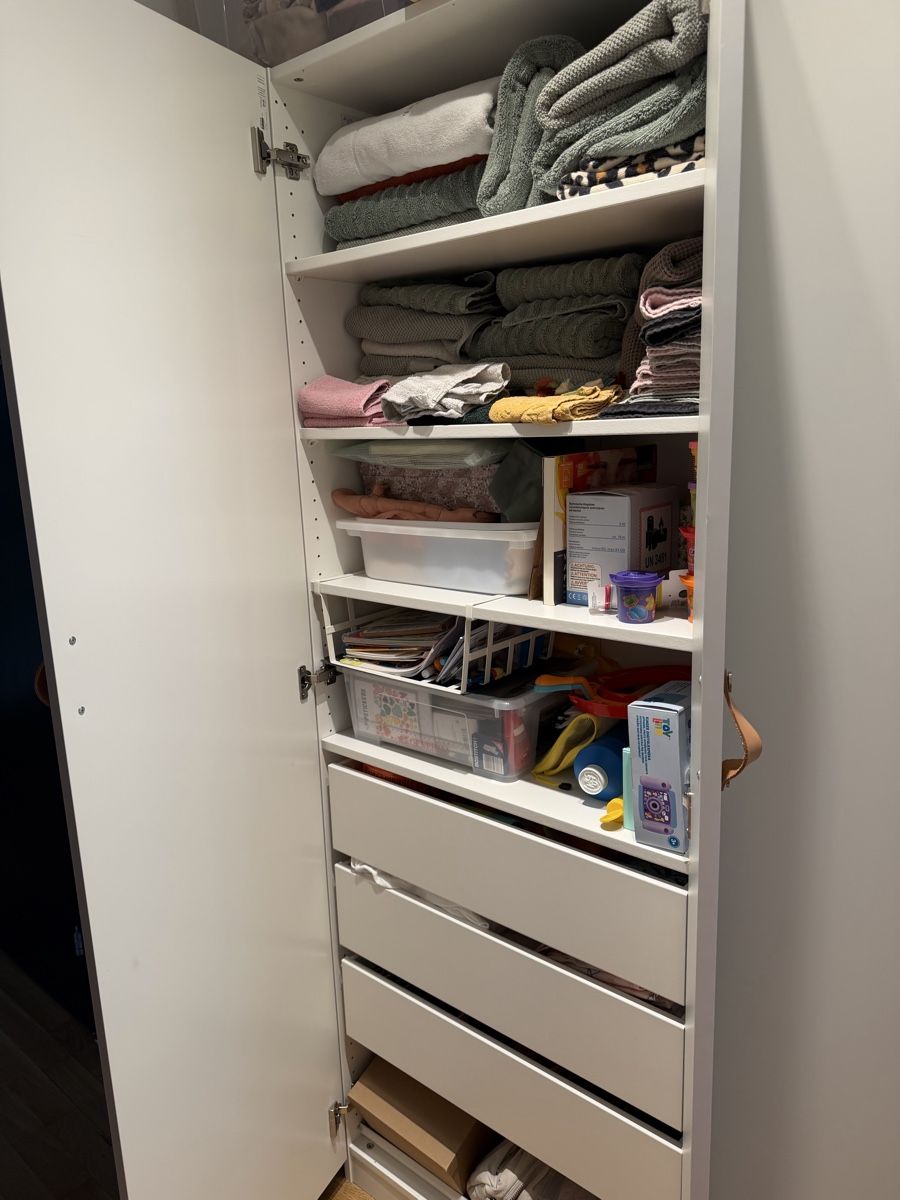 Ikea Armadi: Perfekt erhaltener Schrank – Nuovo (secondo la descrizione) da Baar venduto da lavica05 1