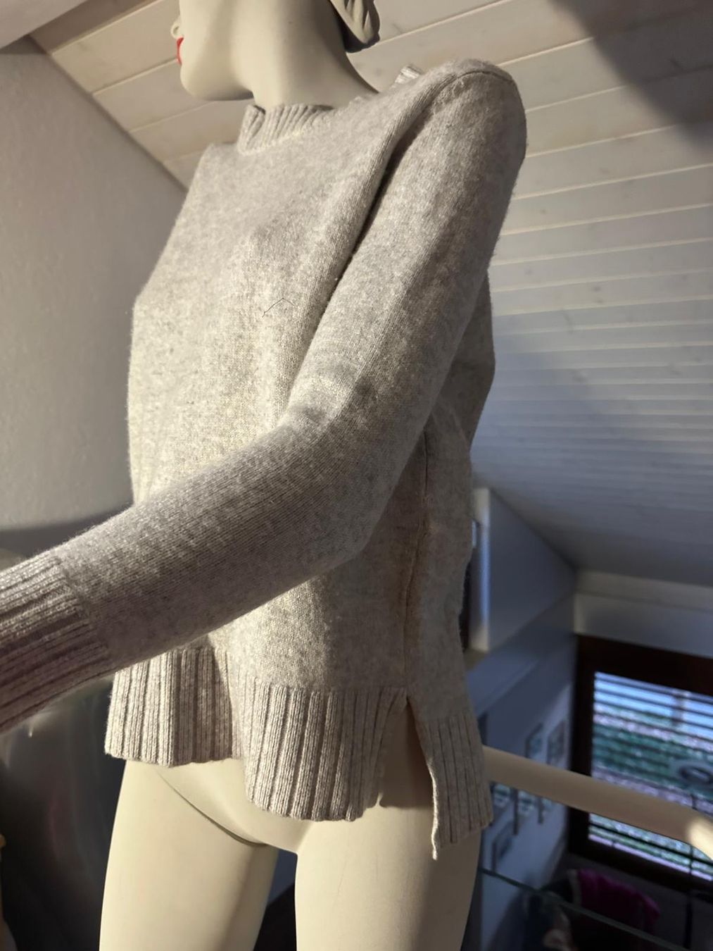 Allude Maglioni & Felpe: Woll-/Kaschmir-Pulli von ALLUDE – Usato da Neuhausen venduto da Lechasseur 1