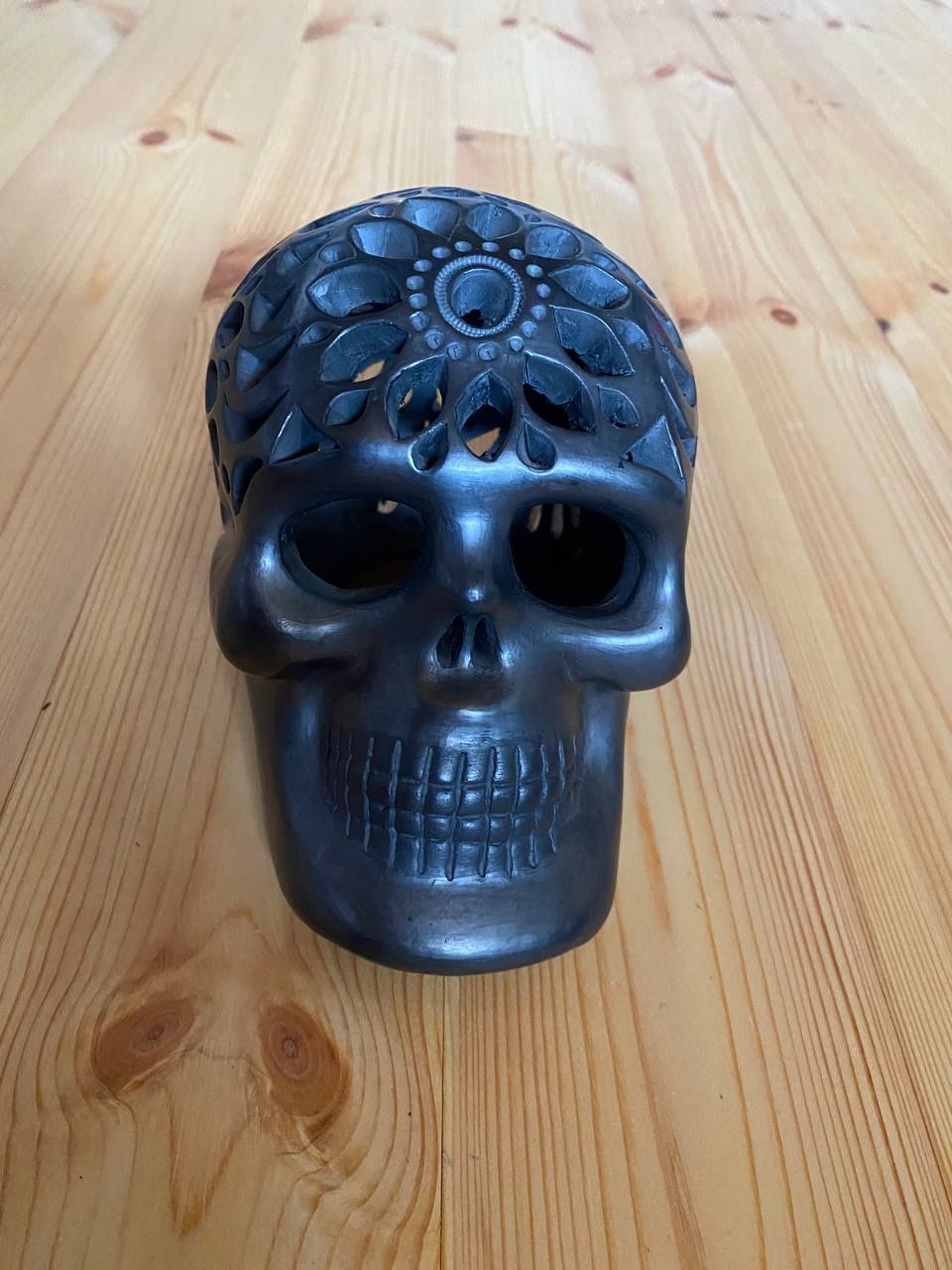 Skulpturen & Statuen: Totenkopf Keramik – Gebraucht aus Schwanden GL von micha_k222