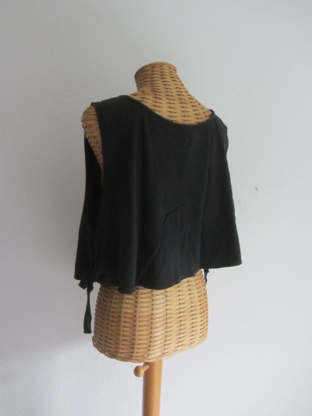 Tops: Cropped Top schwarz - 38 – D'occasion à Zürich par Diazaio 2