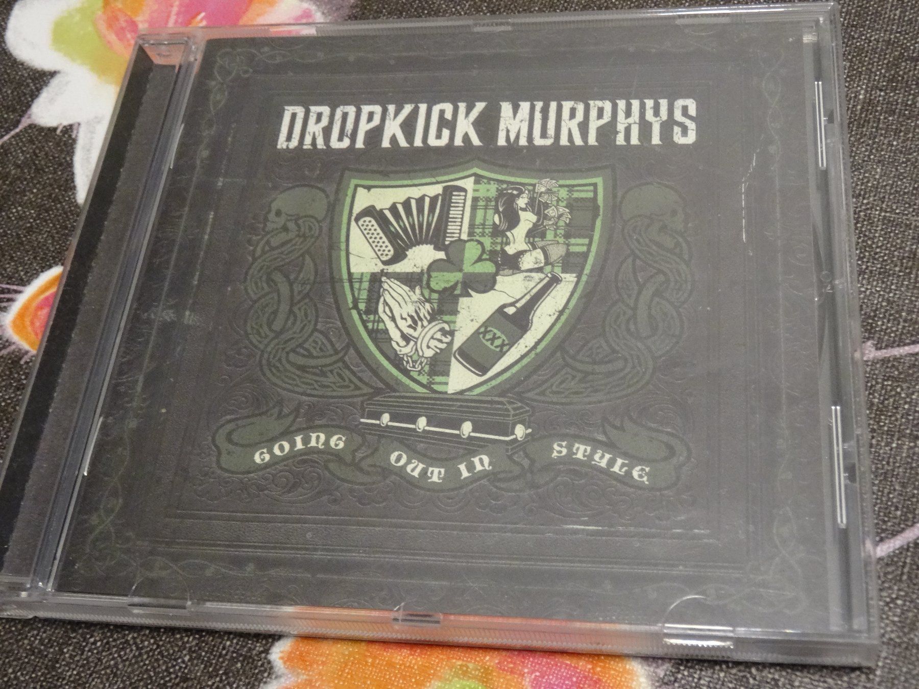 CD: Droopkick Murphys - Going out in Style CD – Usato da Olten venduto da Disc-Ausverkauf