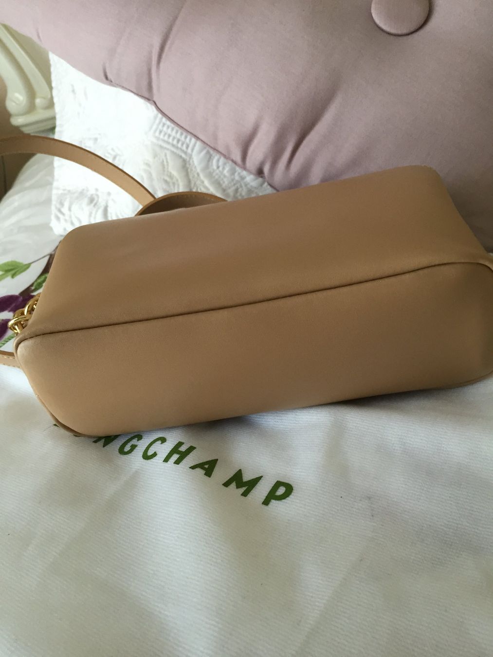 Longchamp Borse da donna: Longchamp Umhängetasche Glattleder taupe/hellbraun – Nuovo (secondo la descrizione) da Muttenz venduto da einfach-schoen 3