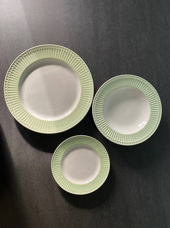 Set di piatti: Geschirr von Everyday Greengate – Usato da Säriswil venduto da mir_9frr