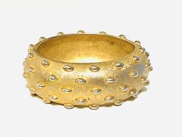 Vintage 1960’s Trifari Bracelet - Collector’s Find!
