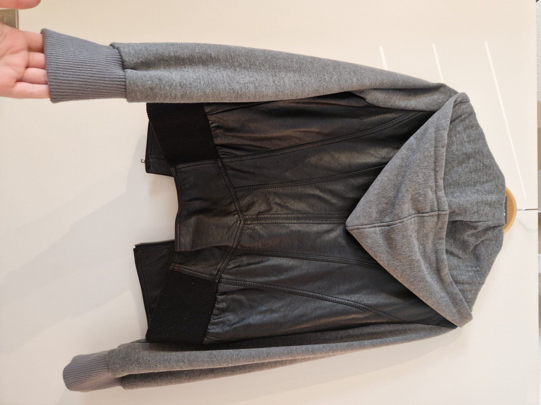Jacken: Leder/stoffjacke inkl Kaputze – Gebraucht aus Ebikon von kov_9vqb 6