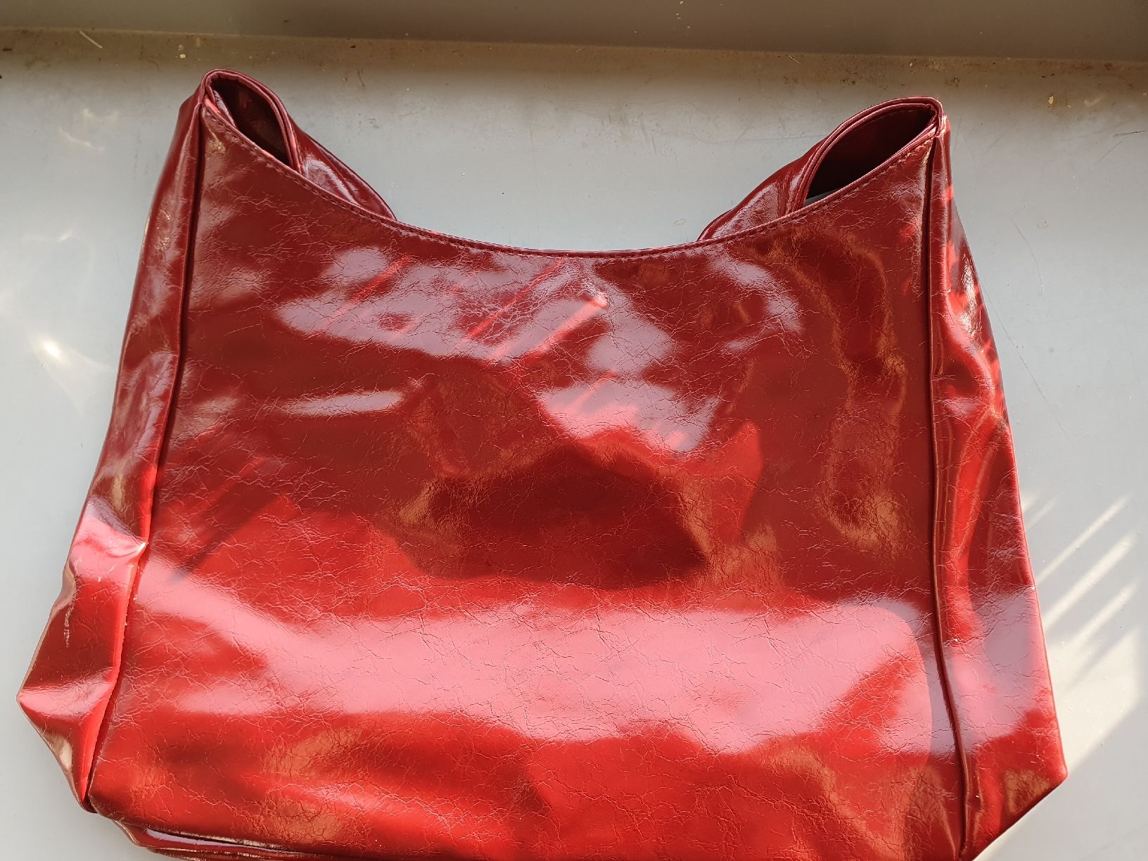 Borse da donna: Sac à main rouge verni  – Nuovo e nell'imballaggio originale da Prilly venduto da Framboise.2000 1