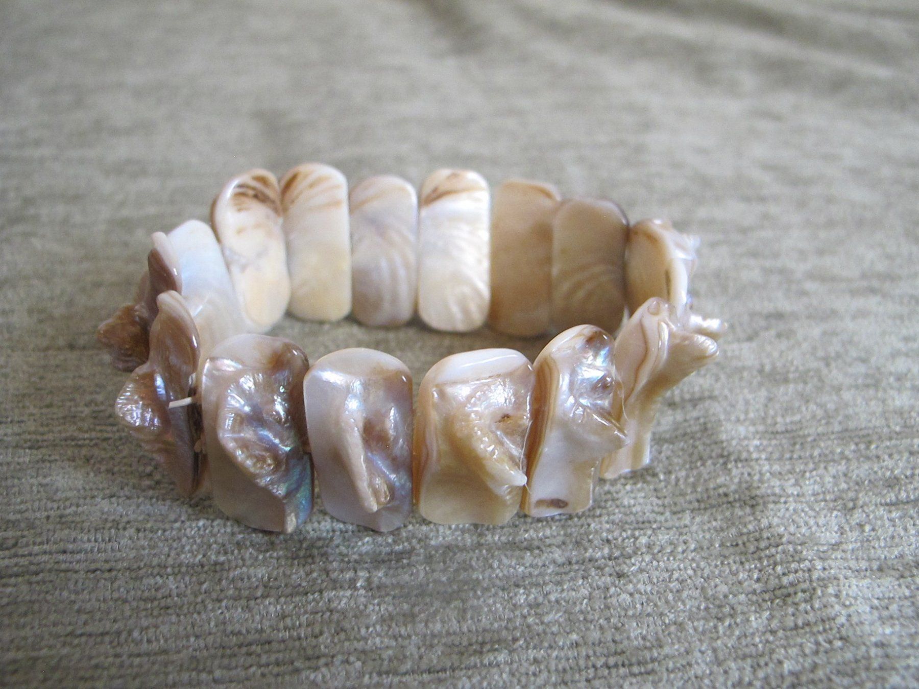 Bracciali & Braccialetti: Extravagantes Muschel Armband – Usato da Löhningen venduto da Chimae67