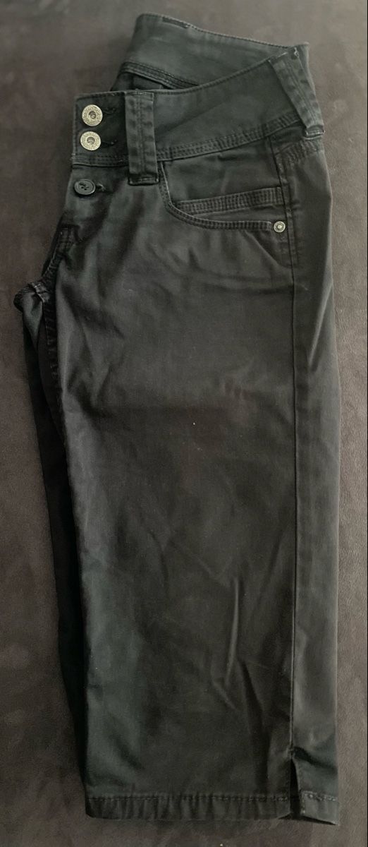 Pepe Jeans Jeans: Pepe Jeans Capri Hose Gr.26 – Gebraucht aus Berg SG von Silversurfer