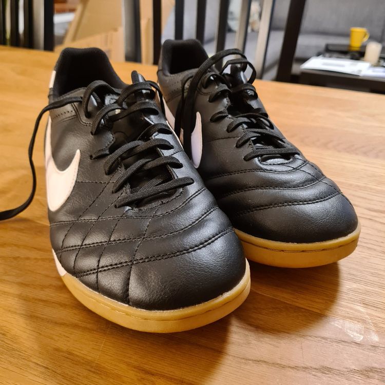 hallenschuhe nike tiempo