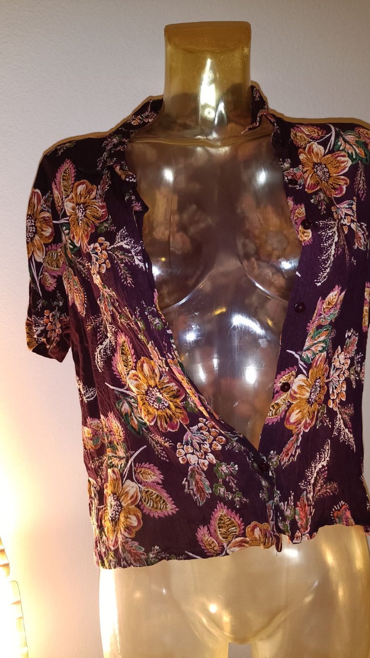 Top: Vintage Damen Top Gr. S - Blumenmuster – Usato da Dübendorf venduto da Me_sa 3