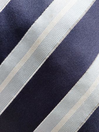 JJBenson Seidenkrawatte Dunkelblau/Hellblau/Weiss gestreift