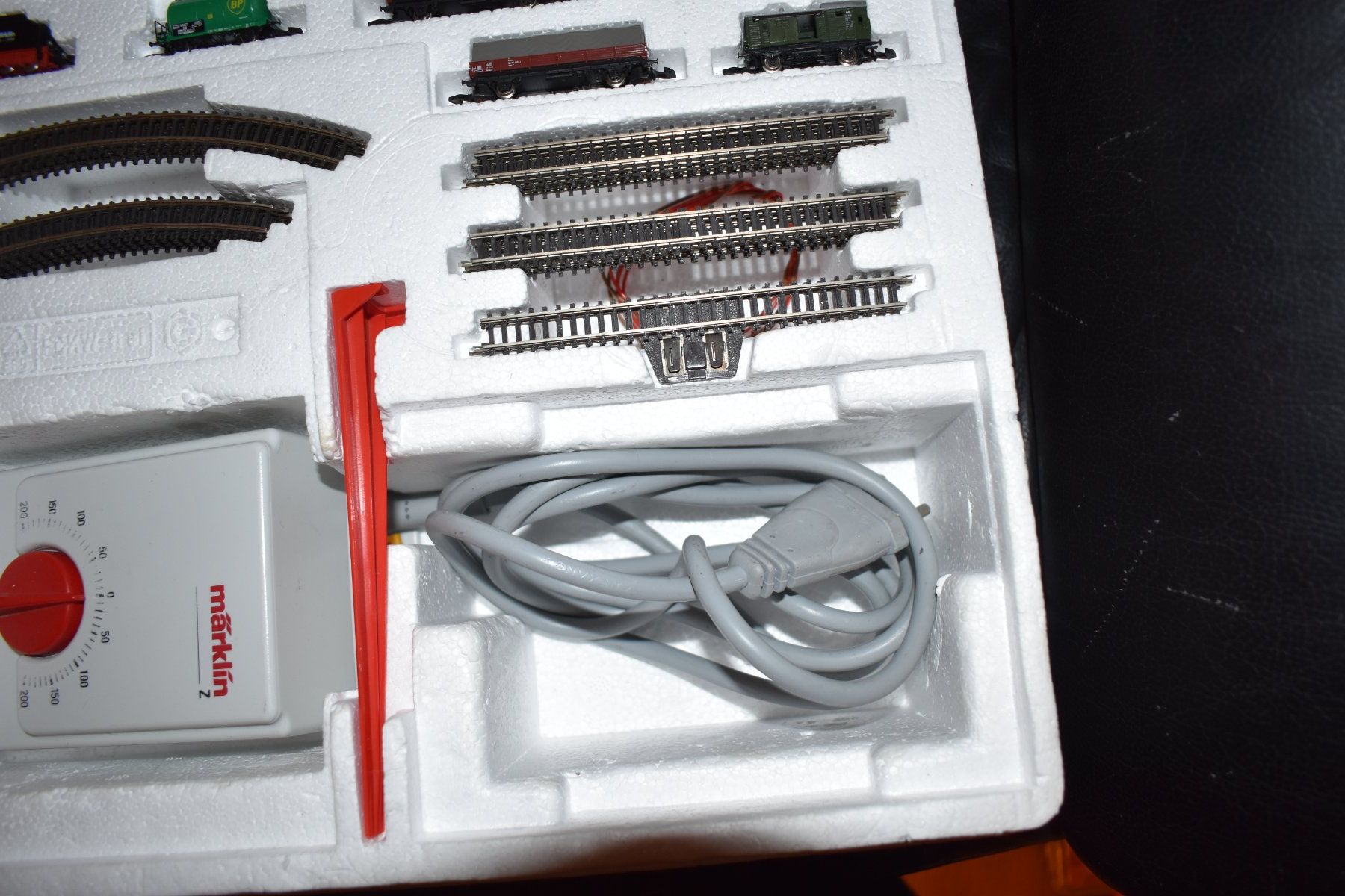 Märklin Modelleisenbahnen: Märklin Z Coffret de démarrage 81780 – Gebraucht aus Le Locle von skycomputer 5