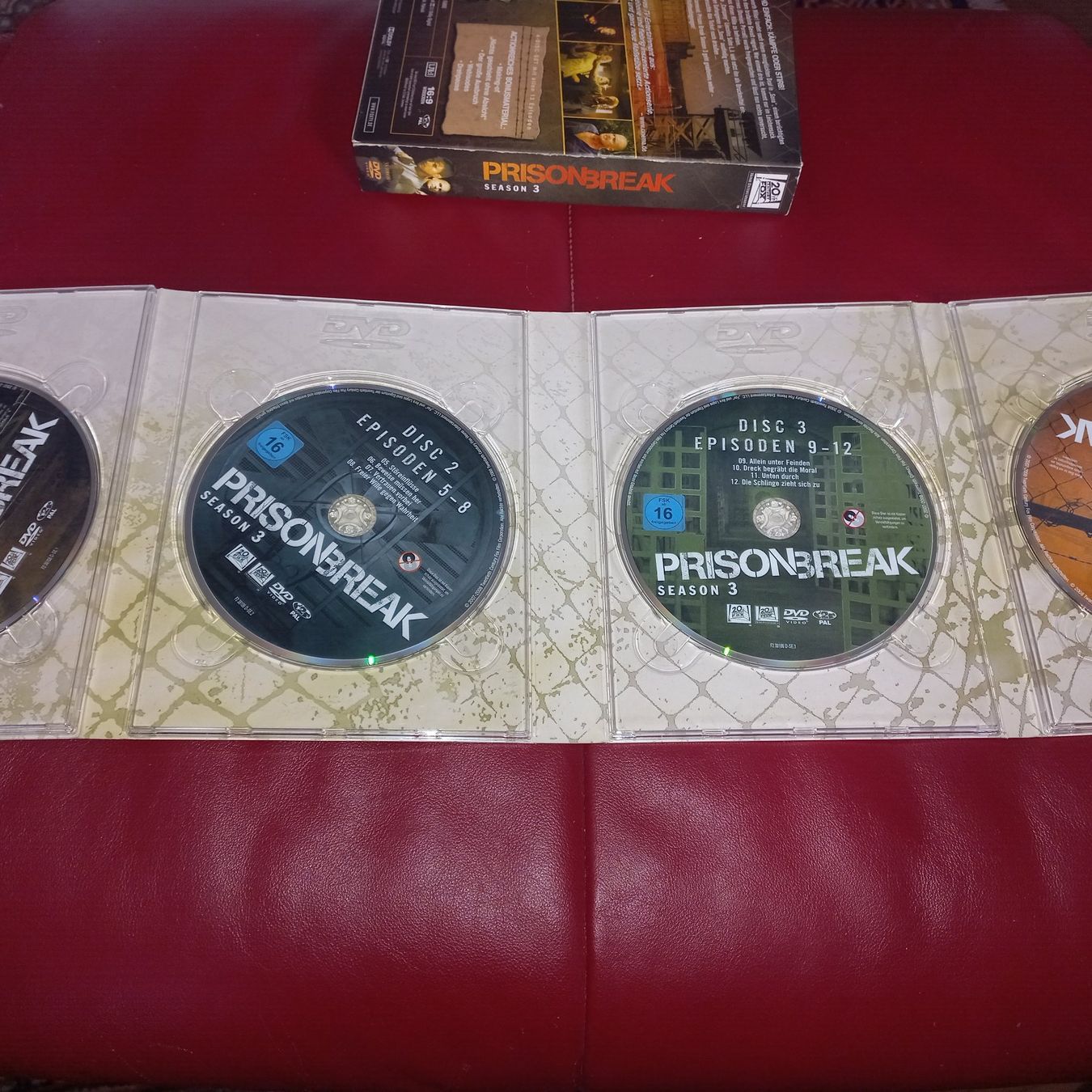 Alle DVDs: DVD Prison Break Season 3 – Gebraucht aus Niederhelfenschwil von pyr_n8bb 3