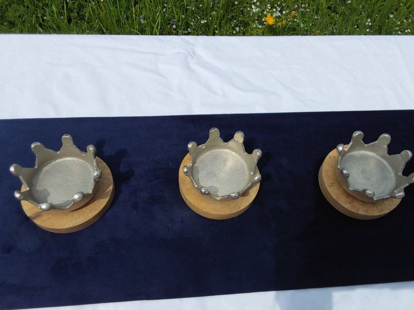 Tutte le decorazioni: Kronen Design 3er Set Dekoration – Nuovo (secondo la descrizione) da Rüegsbach venduto da hpl02 1