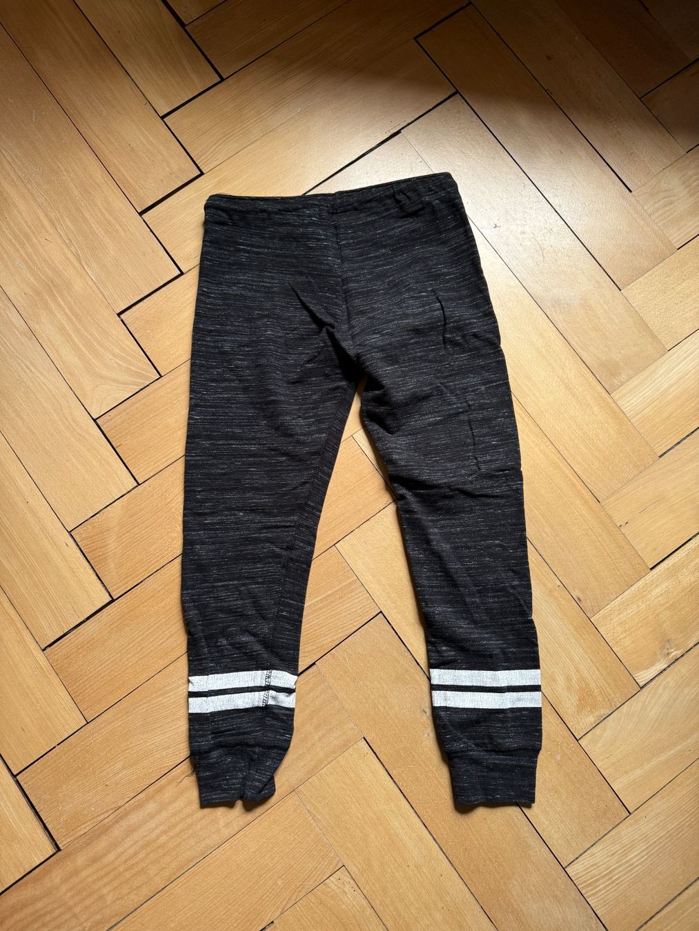 Pantaloni: LIQUID ENERGY - Trainerhose schwarz meliert M – Usato da Zürich venduto da Diazaio 2