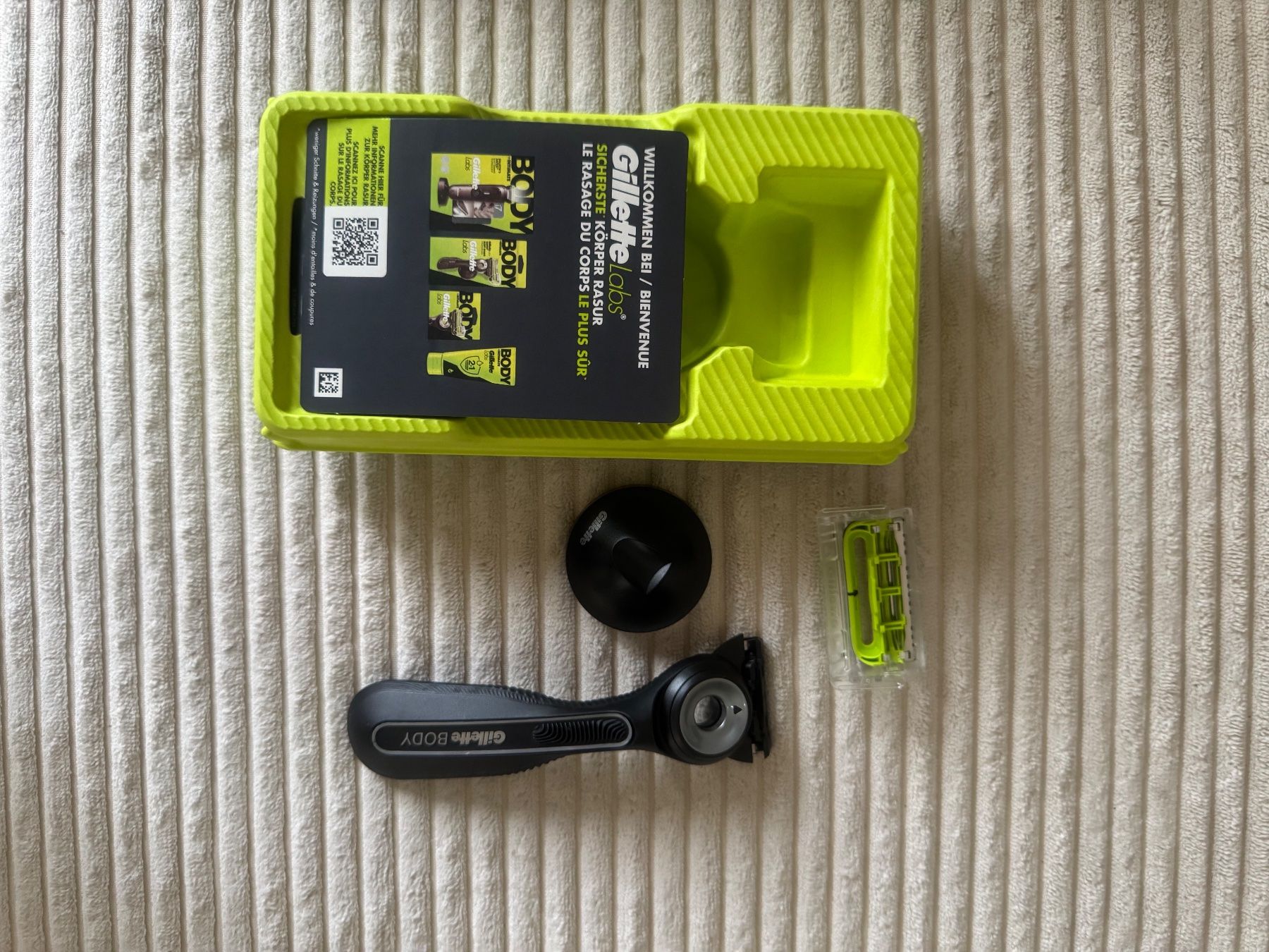 Gillette Rasierapparate & Rasierklingen: Rasierer (NEU) – Neu und originalverpackt aus Luzern von sab_79qw 1