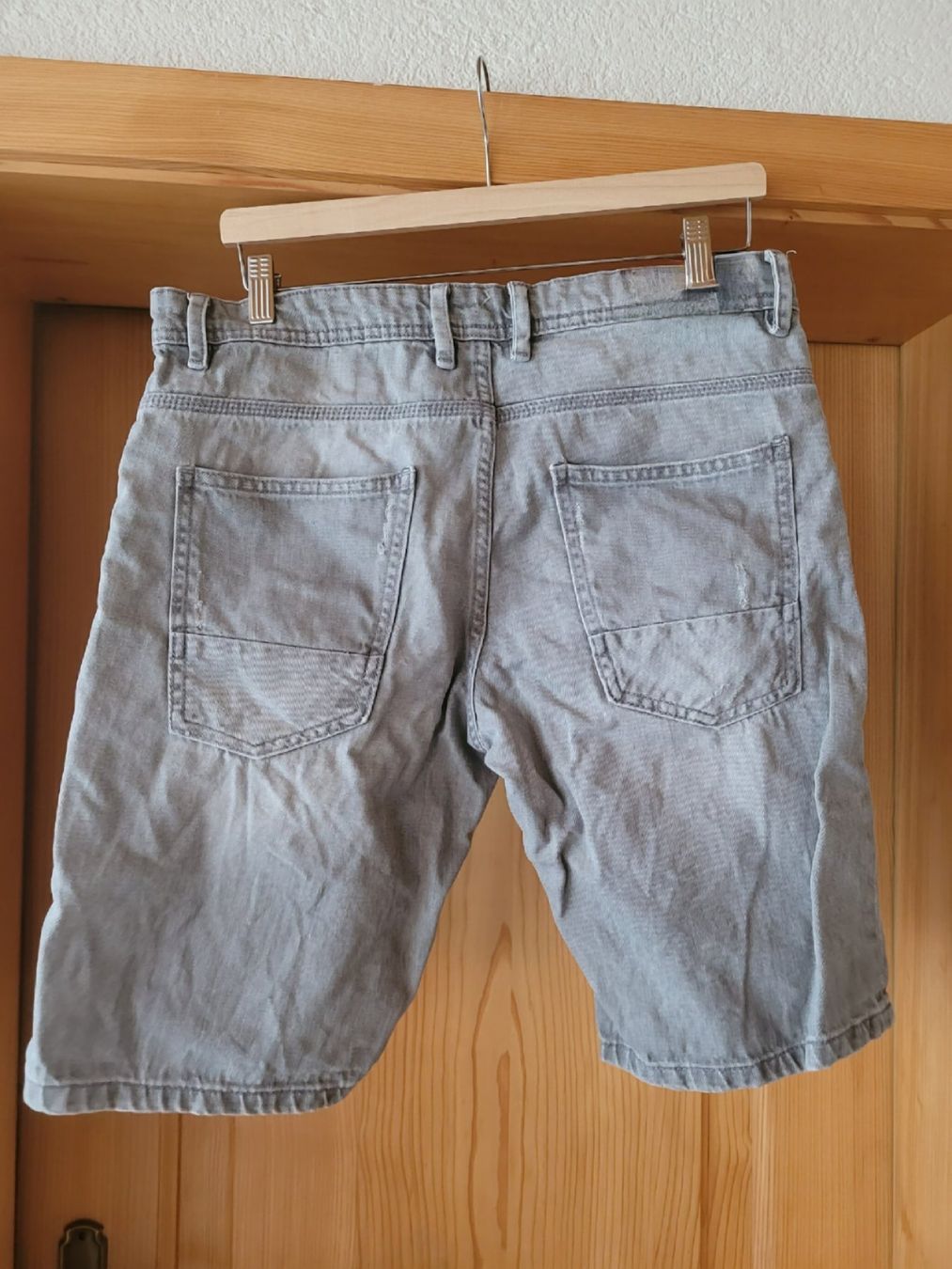 Jeans: Jeans Shorts Grösse M – Gebraucht aus Kallnach von _blub_ 1