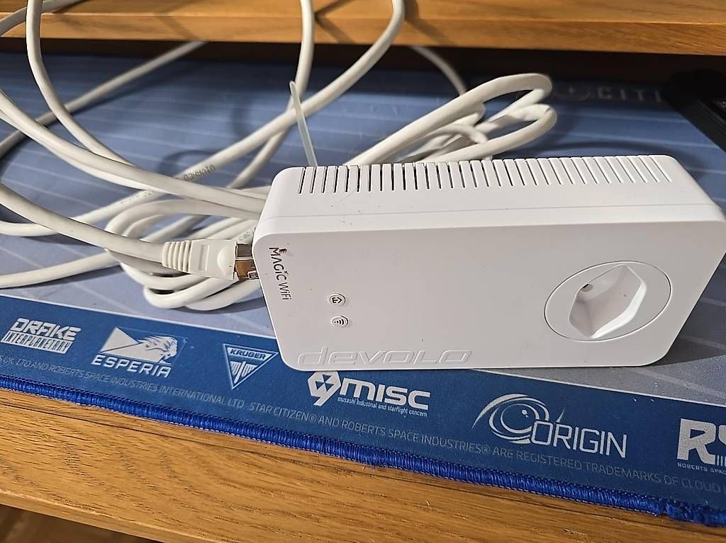 Unità & Adattatore: devolo Magic 1 WiFi 2-1 Powerline + 5m Cat.6 Kabel – Usato da Küsnacht ZH venduto da Maltesers_Swiss