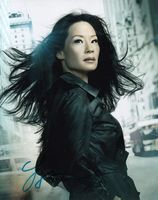 Lucy Liu - orig. sign. Grossfoto