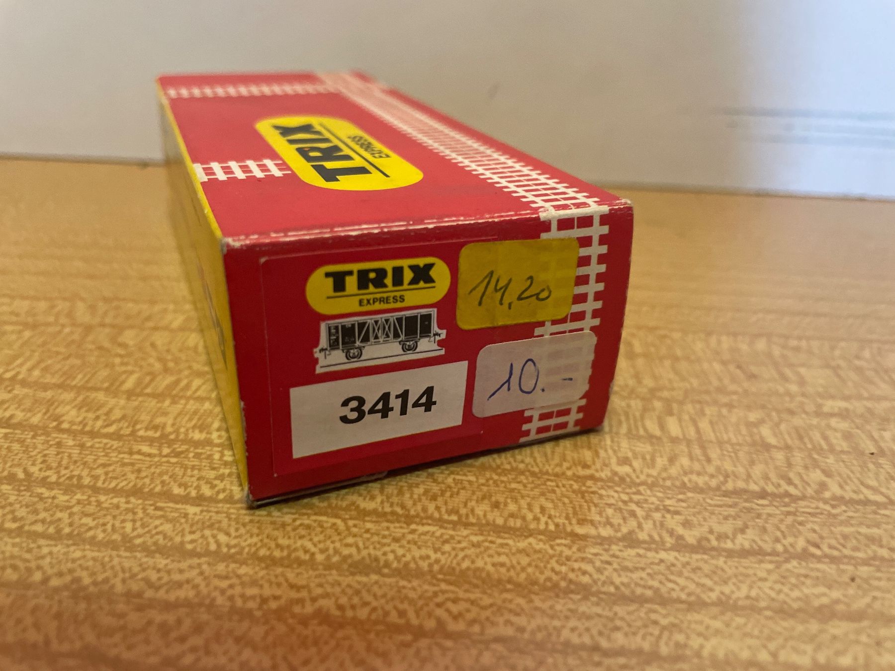 Trix Trains électriques: Trix Express H0 Güterwagen – D'occasion à Suhr par Daneli7 5