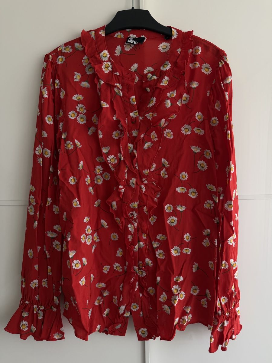 Kooples Blusen: Rote Bluse mit Gänseblümchen von The Kooples, Grösse 0 – Gebraucht aus Winterthur von marisole4