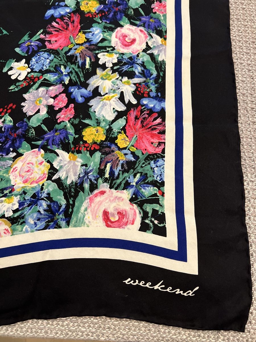 Max Mara Foulard & Sciarpe: Max mara weekend silk scarf – Nuovo (secondo la descrizione) da Corsier GE venduto da Karol_save_planet 1