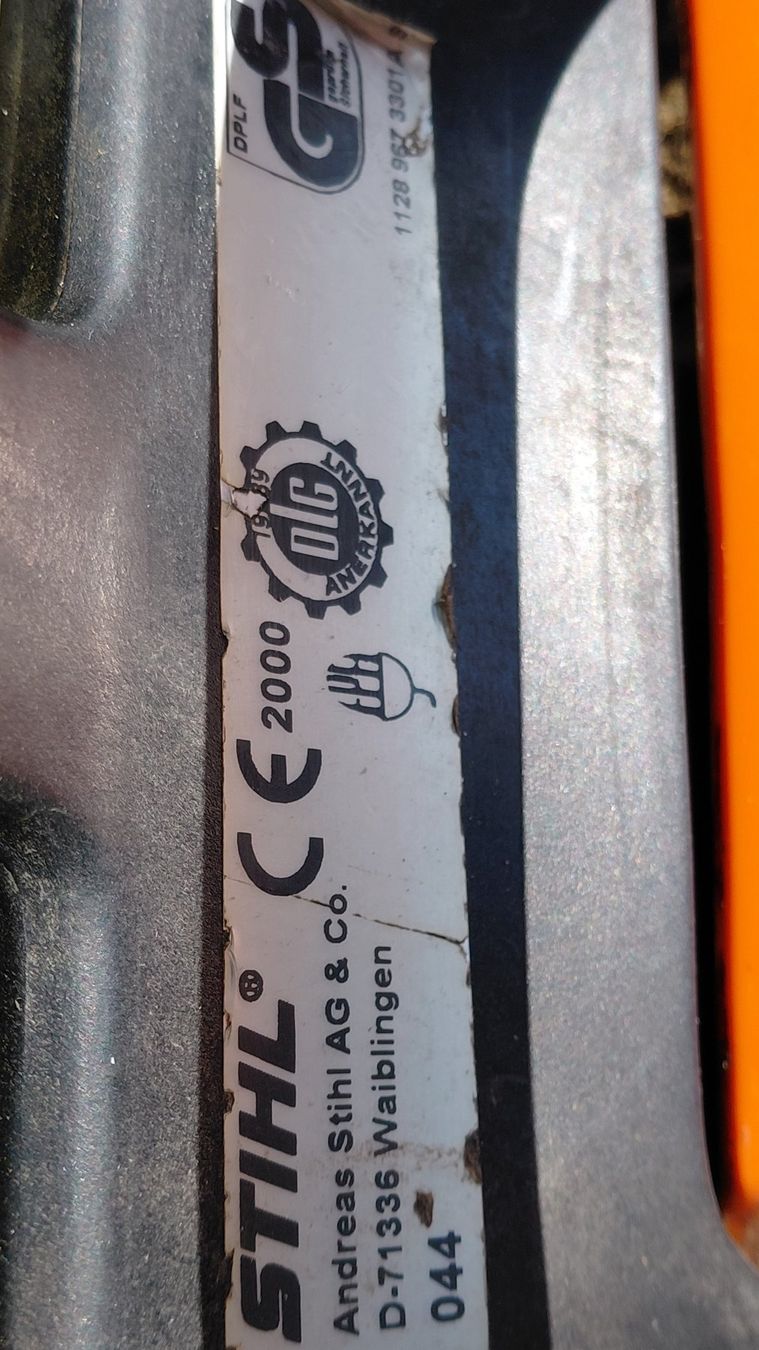 Stihl Scies: Profi Motorsäge Stihl 044 – D'occasion à Niederhasli par Tigerproduct 4