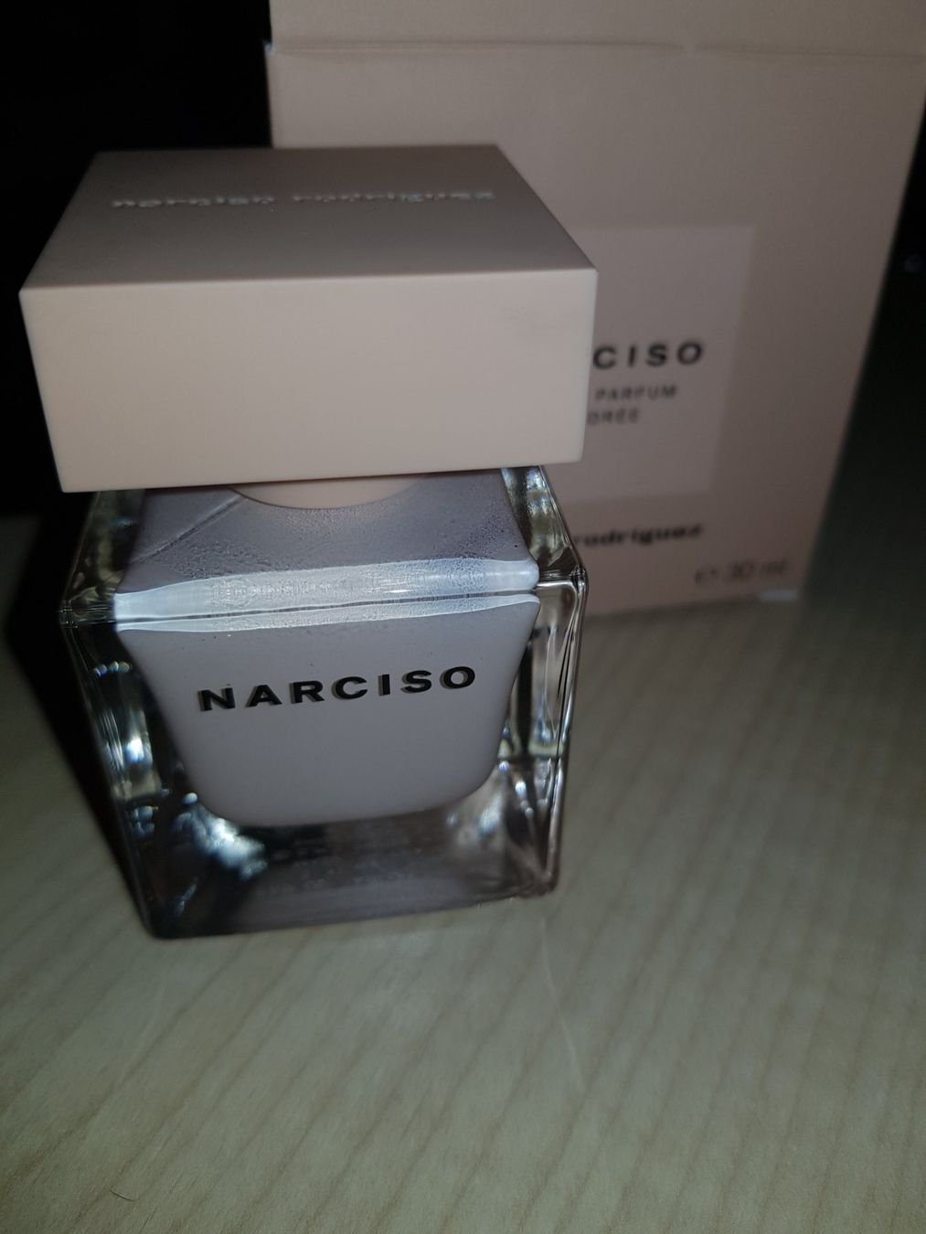 Narciso Rodriguez Profumi & Eau de Toilette: Narciso Rodriguez Poudrèe Neu u.Chloè – Usato da Wetzikon ZH venduto da med_2y76