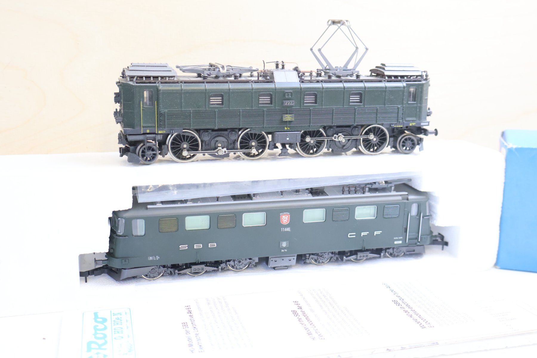Roco Modelleisenbahnen: ROCO SBB Ae 6/6 + Be 4/6 E-Lok - H0 DC Doppelpack – Gebraucht aus Winterthur von Monstera 2