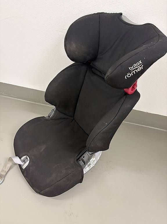 Auto-Kindersitze: Britax Römer Discovery SL – Gebraucht aus Aeugst am Albis von Pedisan 1