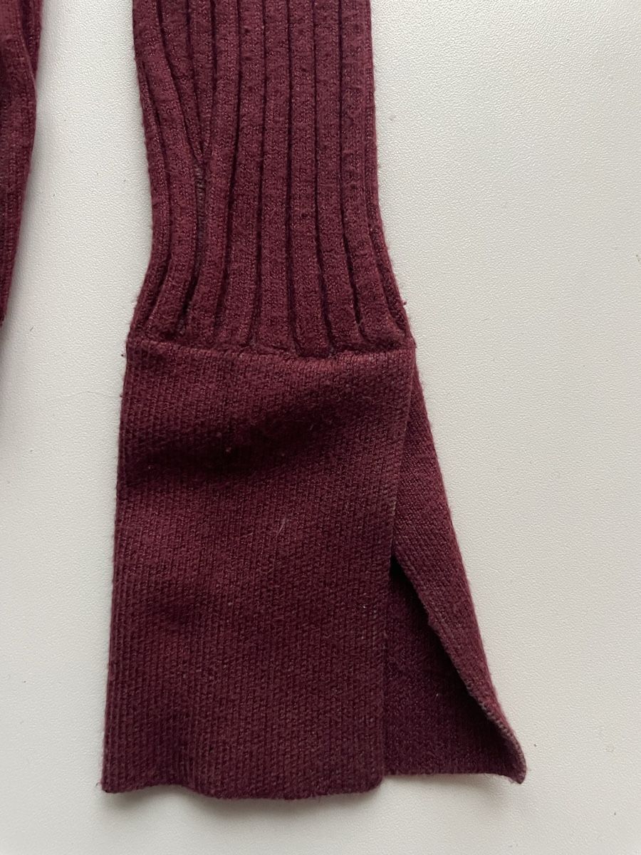 Maglioni & Felpe: AMISU Rippenpullover Rollkragen Grösse XS Aubergine – Usato da Hägglingen venduto da _Mel4nie_ 2