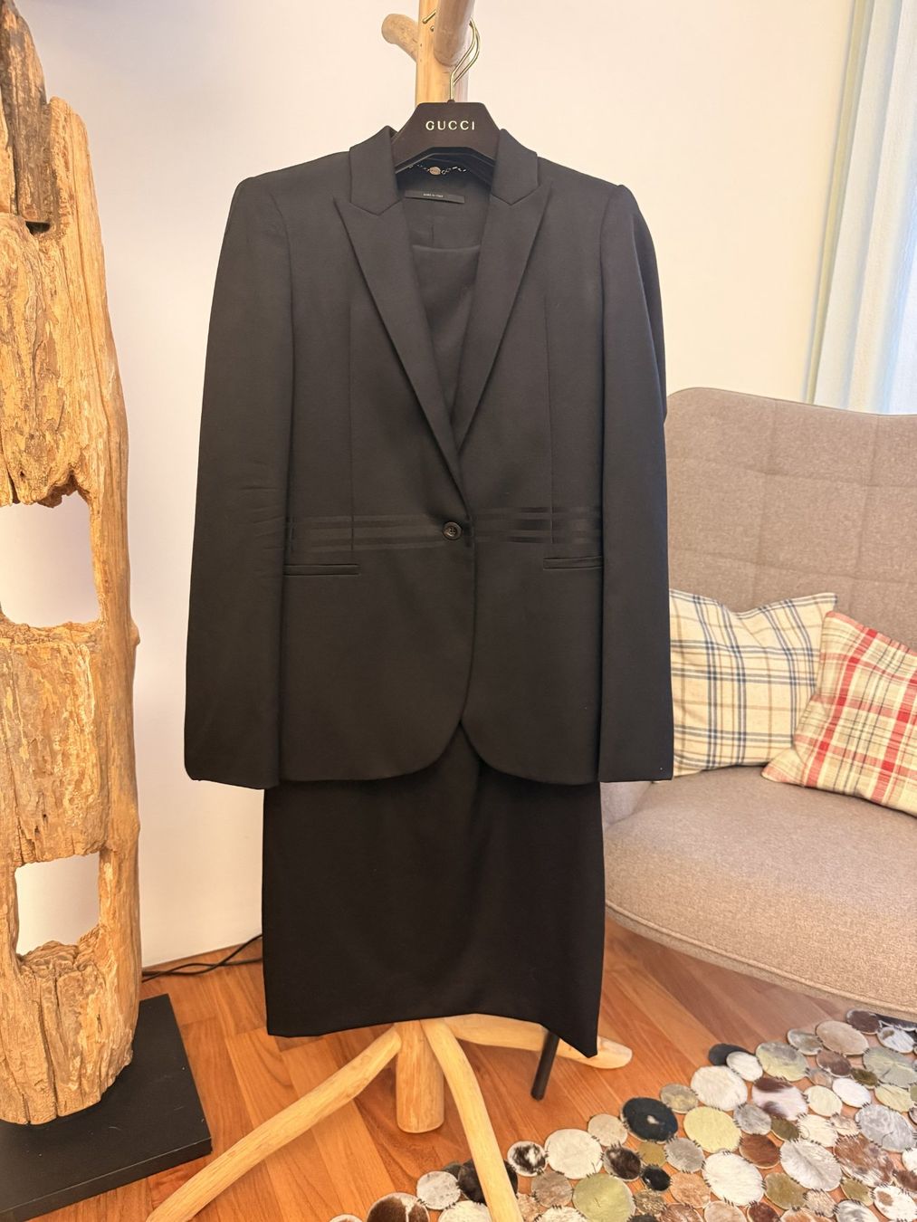 Gucci Kleider: Gucci Blazer &  Kleid schwarz Grösse 36 – Gebraucht aus Weisslingen von Gepy1