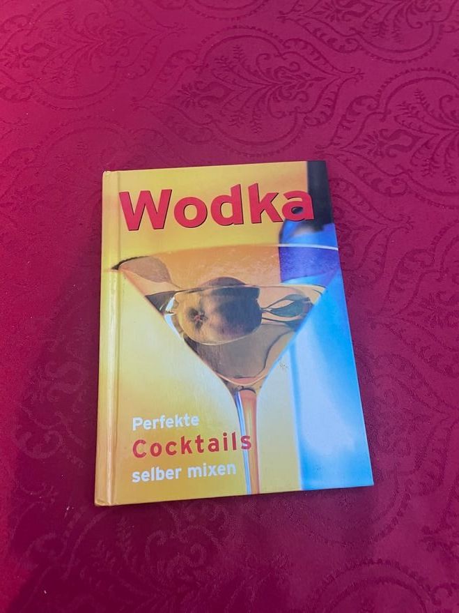 Libri: Wodka Cocktails selber machen – Nuovo (secondo la descrizione) da Bergdietikon venduto da Book-4-you_2nd