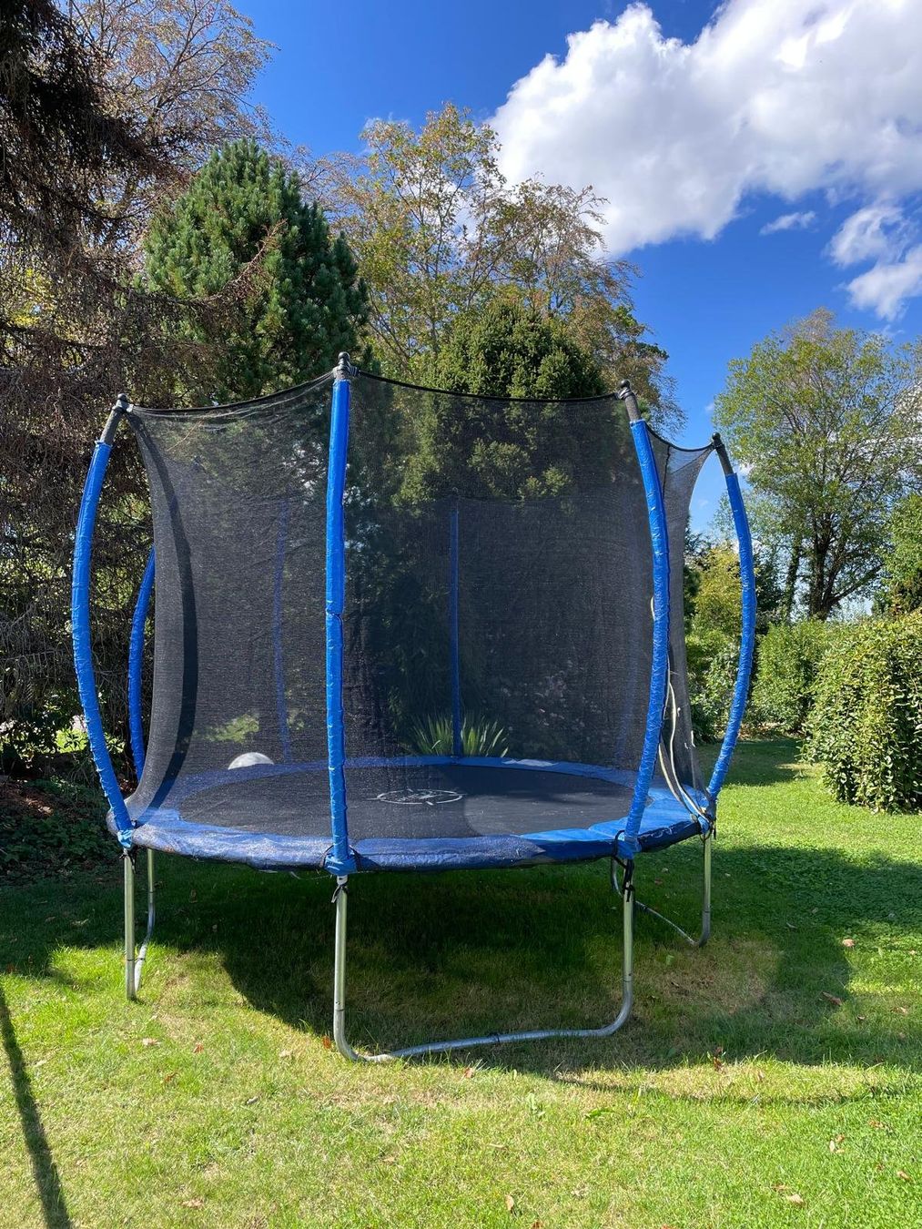Trampoline: Trampolin 305cm – Defekt aus Wettswil von Sbaschti
