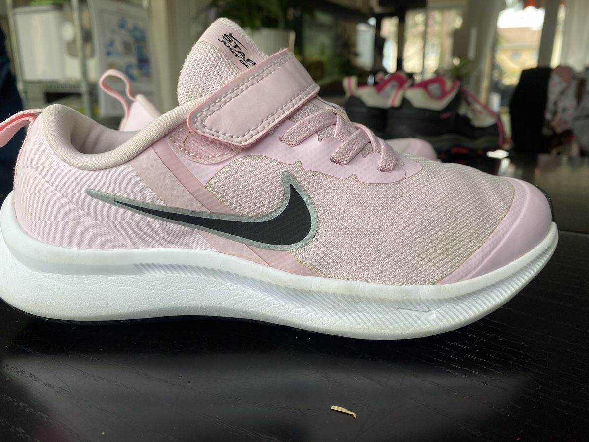 Scarpe per ragazze: Kids shoes , size 33 – Usato da Biel/Bienne venduto da yuliyabiel