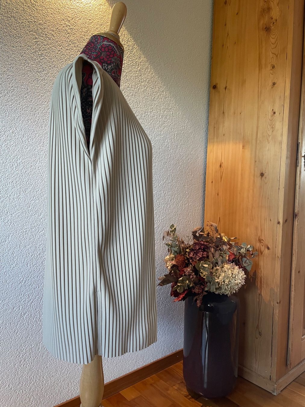 Max Mara Tops: Feines Shirt  von Max Mara Leisure – D'occasion à Bourguillon par gartenwohnen 1