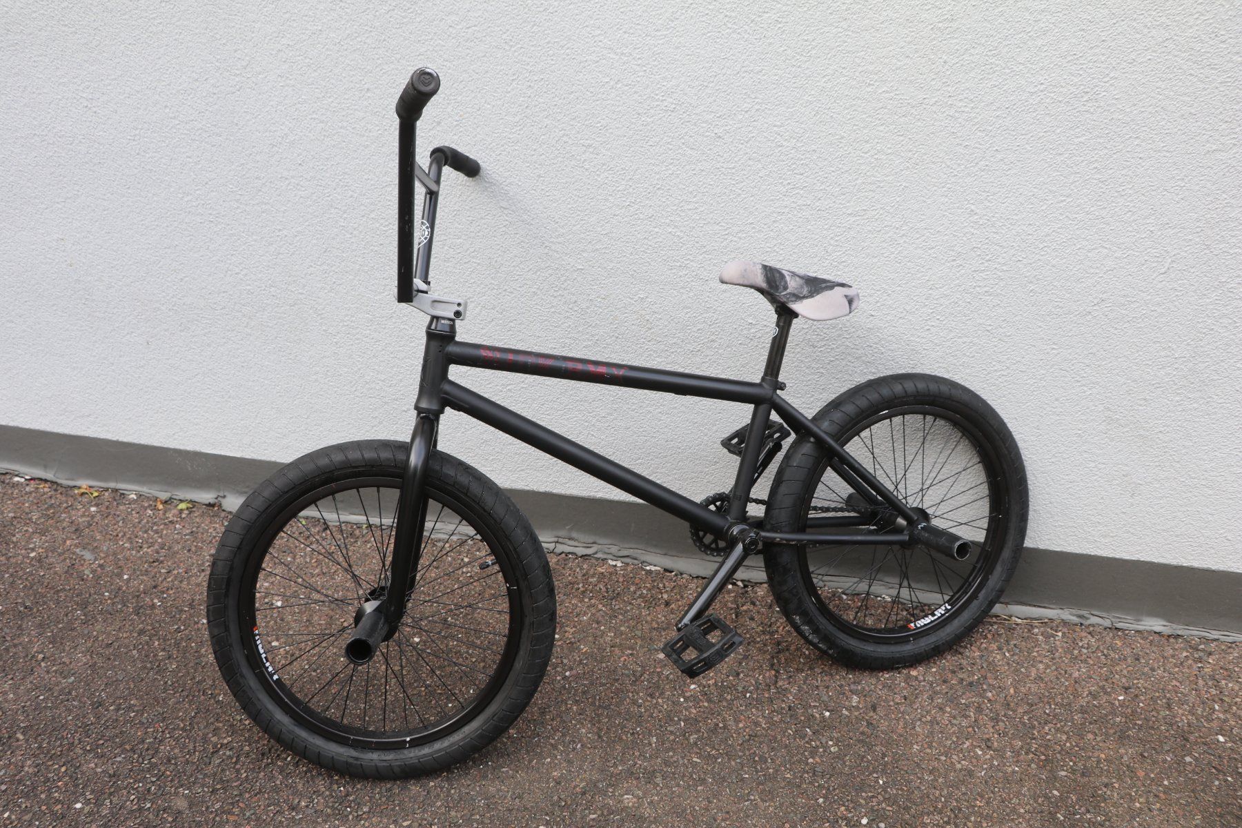 Biciclette: Kink switch bmx – Usato da La Chaux-de-Fonds venduto da que_rpf7