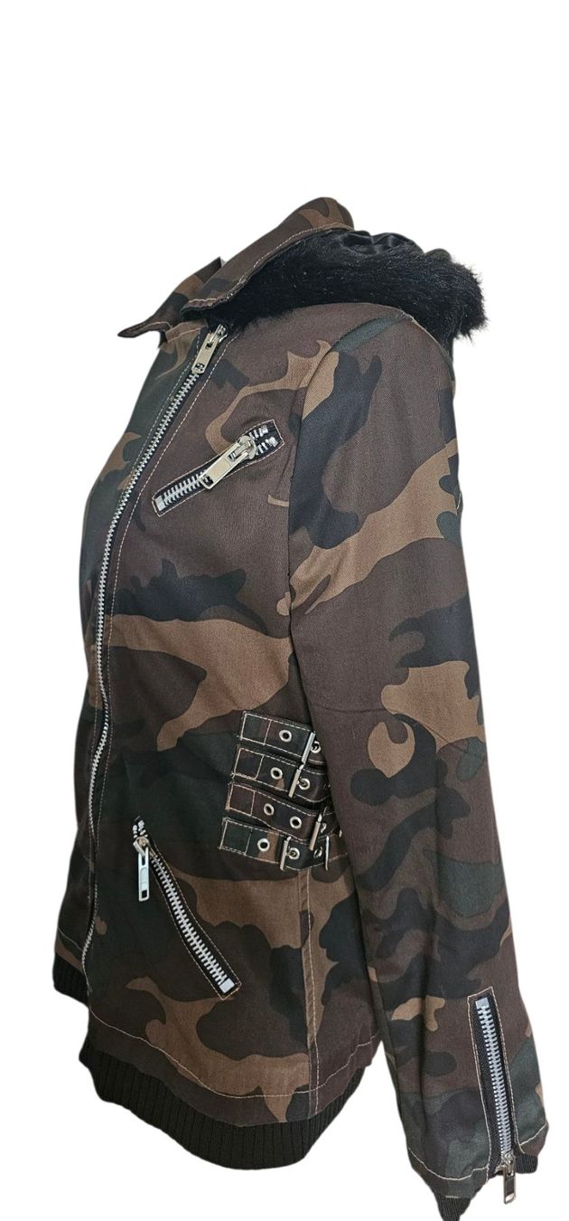 Giacche: Winterjacke im Camouflage-Look Gr.XL – Usato da Langenthal venduto da SecondChanceShop 2