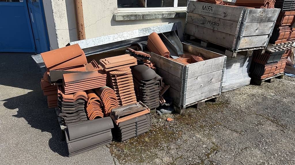 Pietre & tegole: Coppo Coppi Tegole Dachziegel – Usato da Sargans venduto da sim_b57r 3