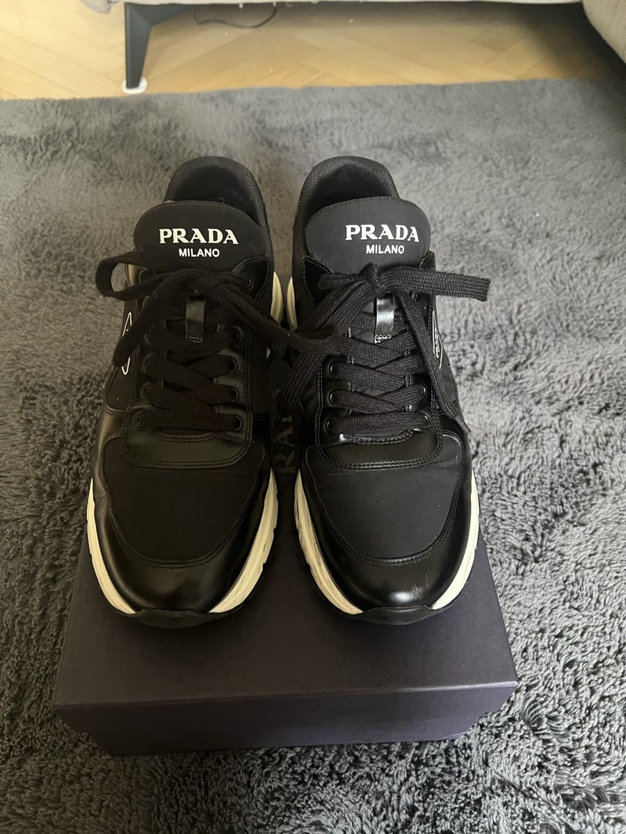 Prada Scarpe da uomo: Prada Cloudburst Shoes Black Size 44,5 – Nuovo (secondo la descrizione) da Zürich venduto da tra_wl8x