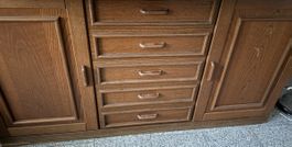 Kommode Holz braun mit fünf Schubladen gebrauchter Zustand