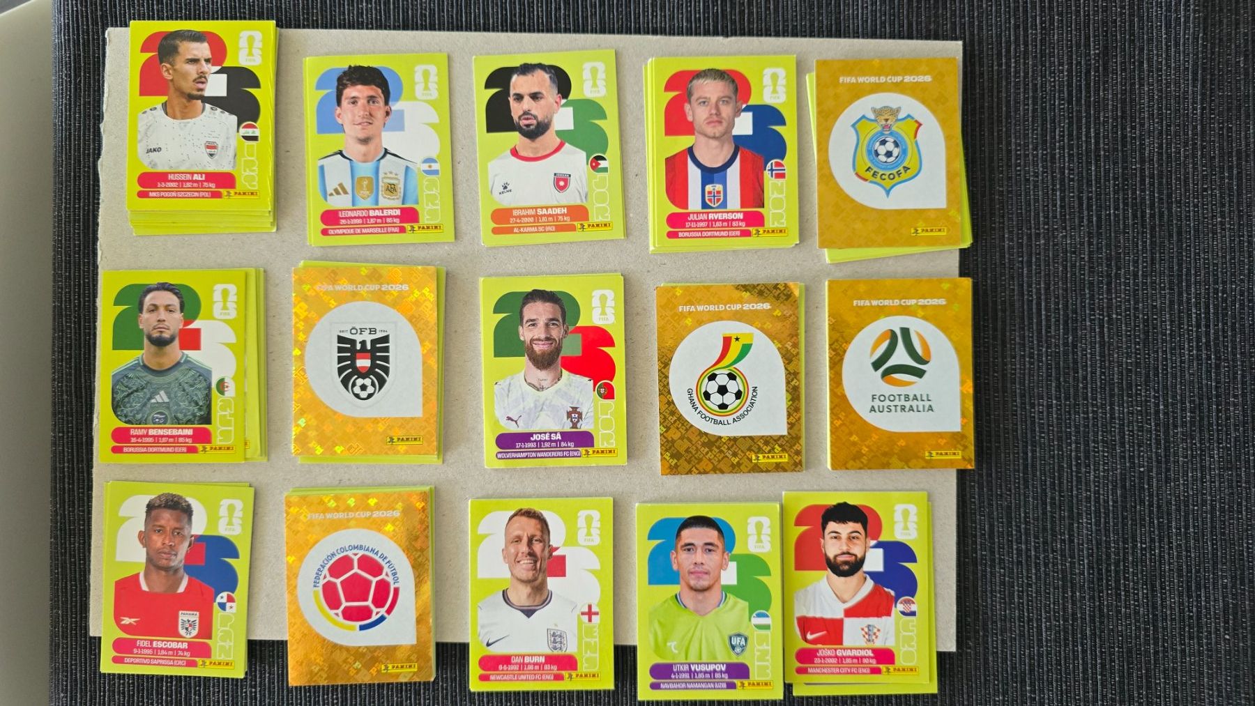 Panini Cartes à collectionner: Vers. Panini Sticker 2026 – Neuf (Voir description) à Aesch ZH par Strandhaus
