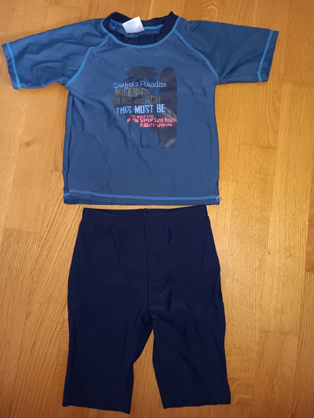 Badehosen: Kinder UV Shirts mit Hose Gr. 110 – Gebraucht aus Gelterkinden von ram_5vkp 2