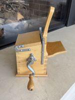 Alessi Küchenreibe Parmesan aus Holz