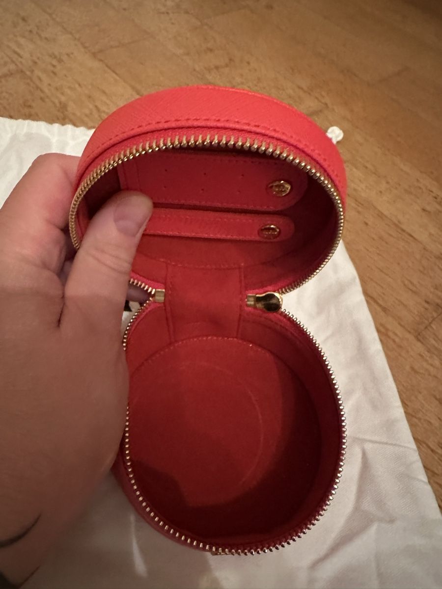 Mcm Sacs femmes: MCM Schmuck Etui  – D'occasion à Bern par Ruhrallee 3