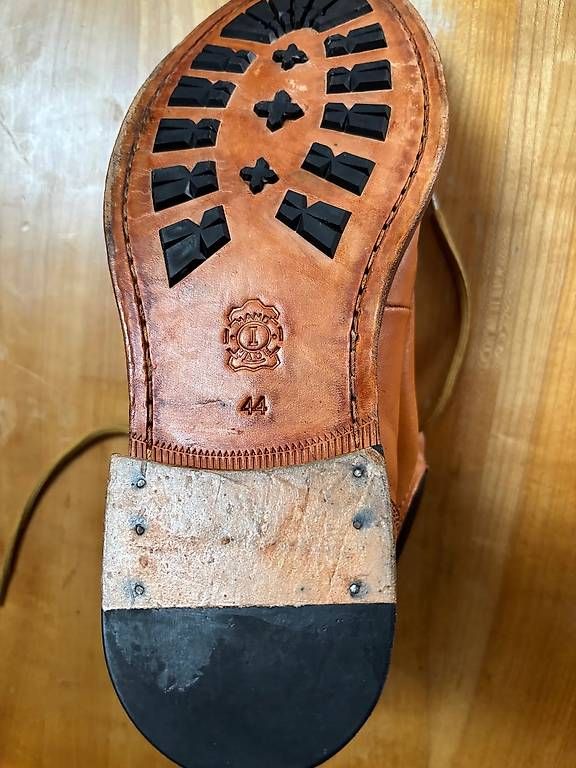 Scarpe da uomo: Herrenschuh Büffelleder Grösse 43.5 – Usato da Zürich venduto da web_6qvd 3