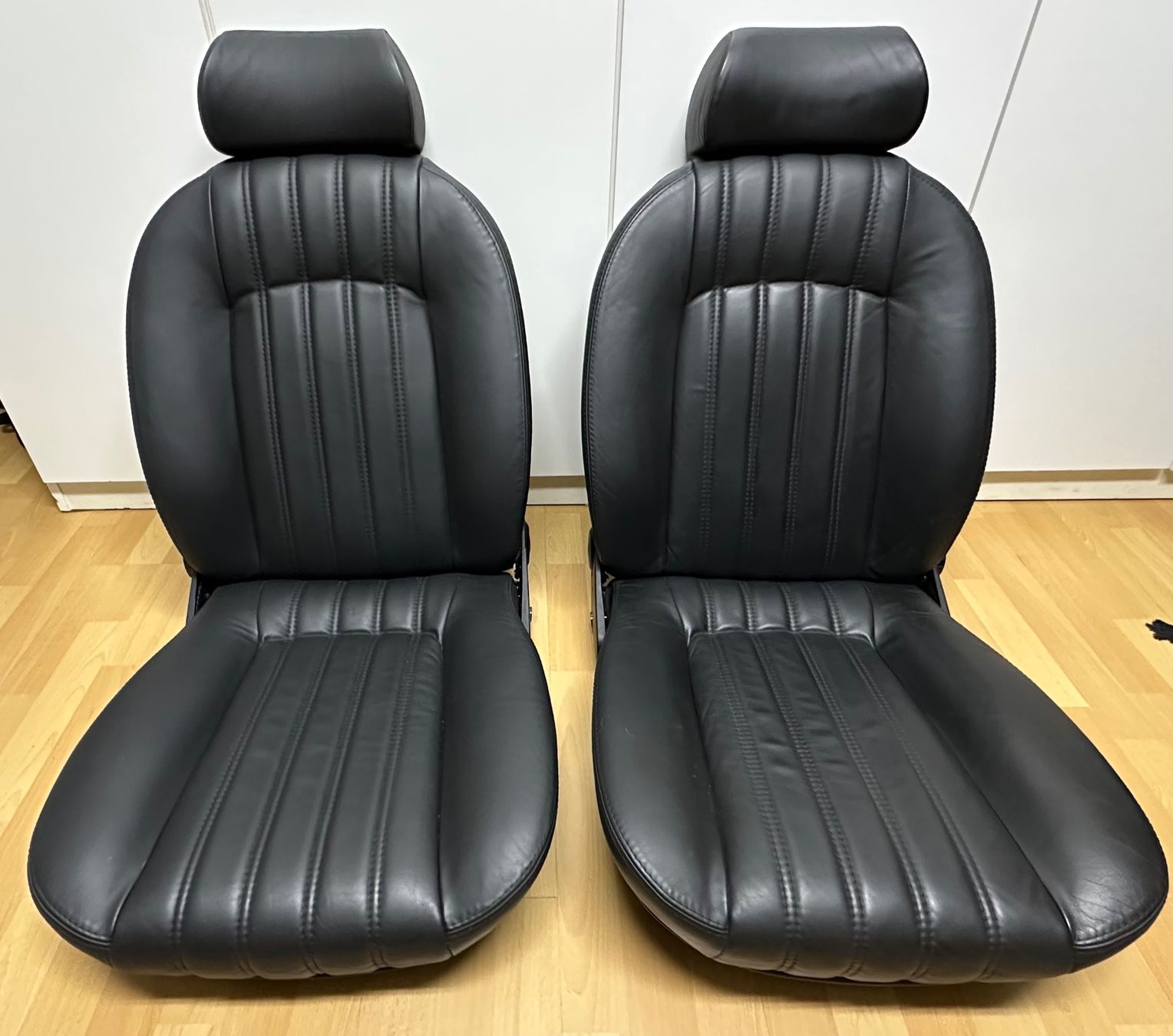Fiat Tutti pezzi di ricambio auto: Fiat 124 Spider Sitz – Usato da Uster venduto da Niki1922