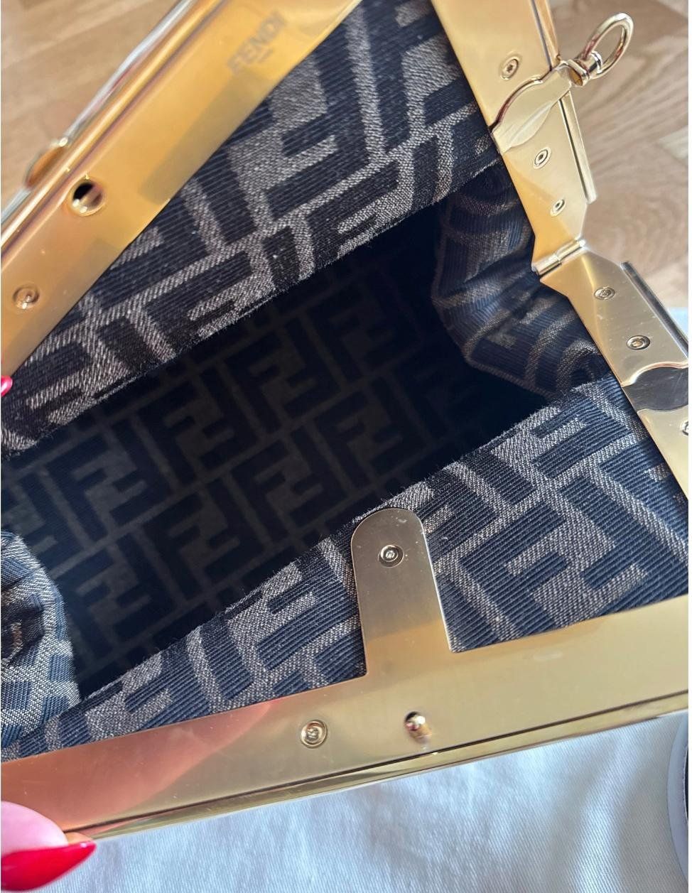 Fendi Borse da donna: Fendi Besace en Cuir – Nuovo (secondo la descrizione) da Arzier venduto da Yannonly 2