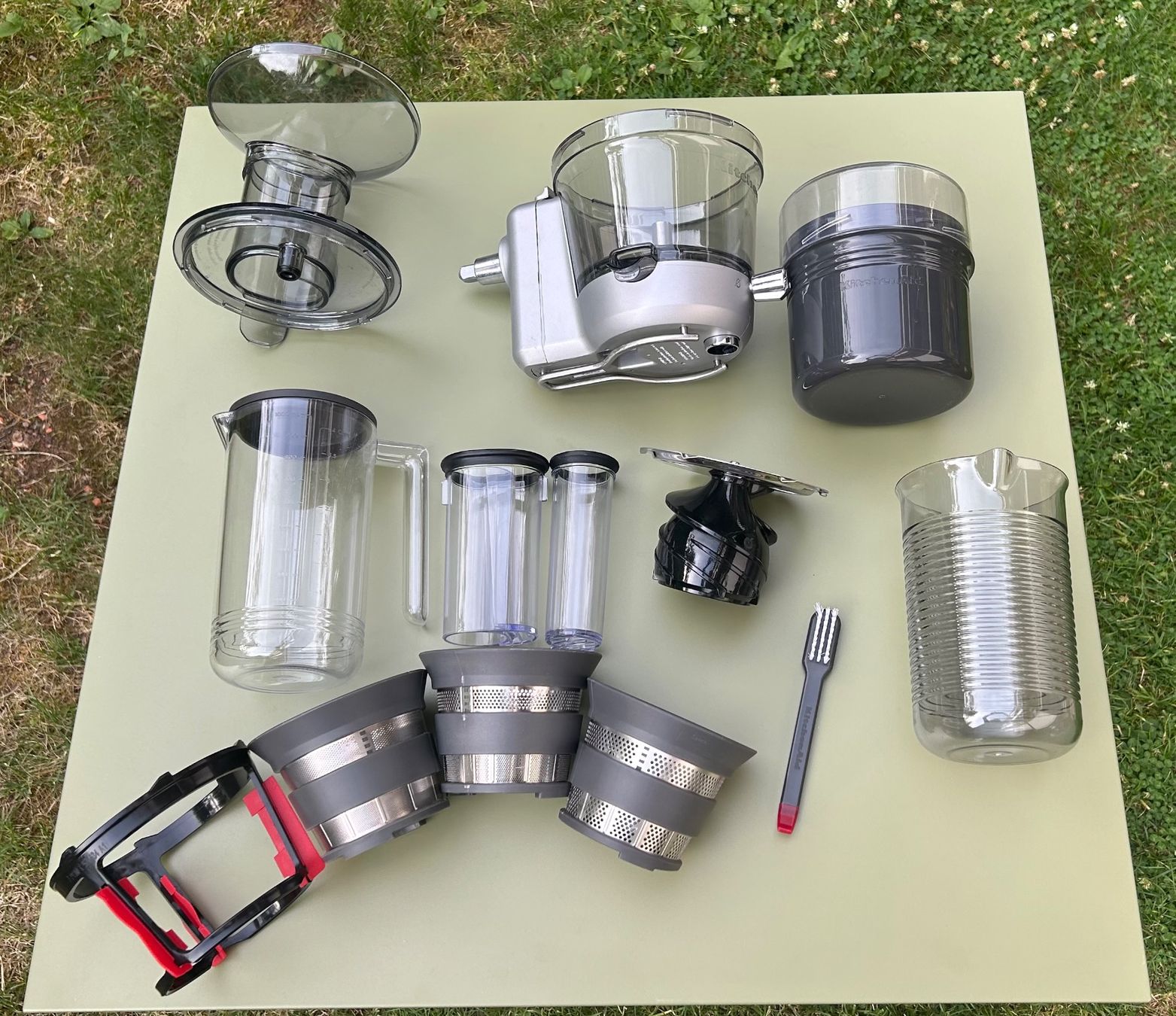 Kitchenaid Elettrodomestici da cucina: Kitchen Aid ENTSAFTER-VORSATZ  5KSM1JA – Usato da Zürich venduto da nicoleichholzer 4