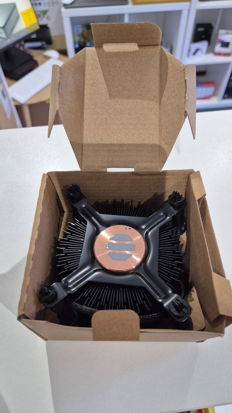 Intel Ventilatori: Cooler intel Laminar – Usato da Chatel-St-Denis venduto da Teck7 1